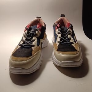 Zara Men's Sneakers in Black, Tan, and Red